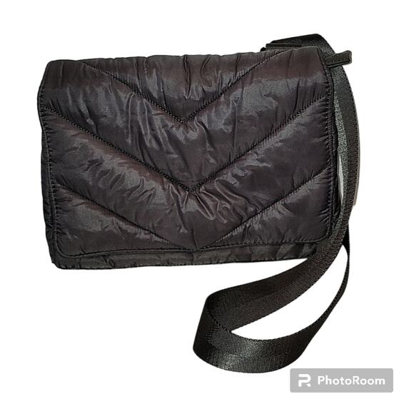 Caraa x Athleta Quilted Convertible Crossbody - Picture 1 of 9
